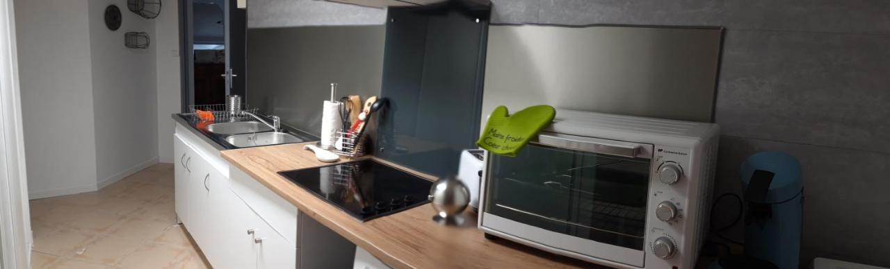 La Meizou, Gite - Chambres D Hotes A Champeix Kültér fotó