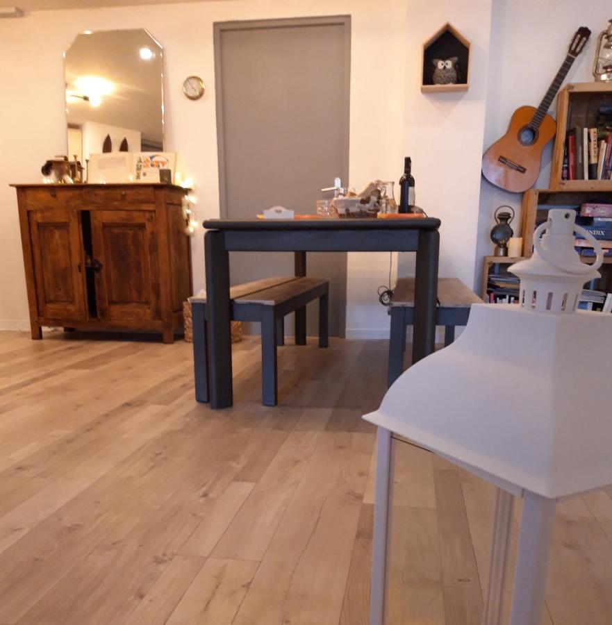 La Meizou, Gite - Chambres D Hotes A Champeix Kültér fotó